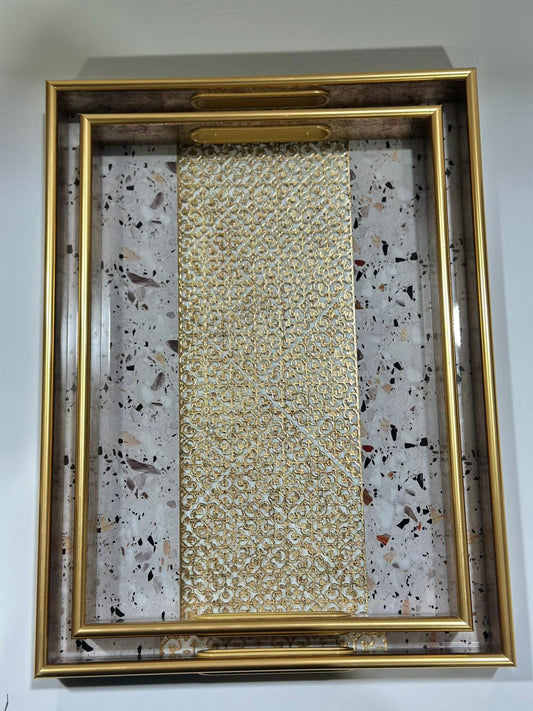 طقم صواني بلاستيك تصميم مميز