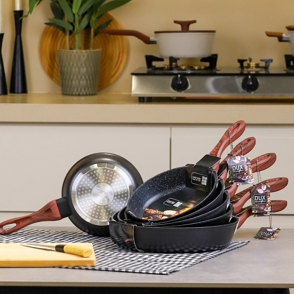 قلاية جرانيت اسود يد خشب 24 سم