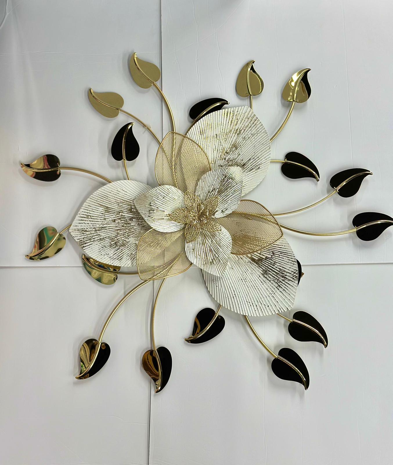 קישוט קיר פרח מתכת יוקרתי 73*73 ס"מ