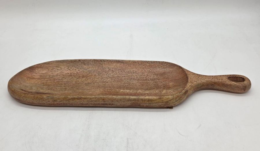 קרש חיתוך מעוצב 45X12.5 ס"מ עץ מנגו