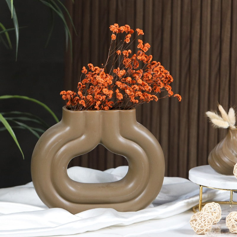 אגרטל פורצלן 31x8.5x25 ס"מ.