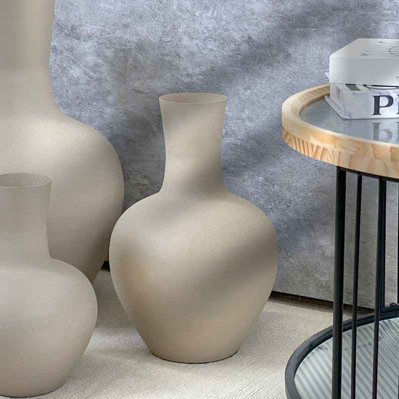 فازة نحاس هندي لون بيج 50سم شكل جرة