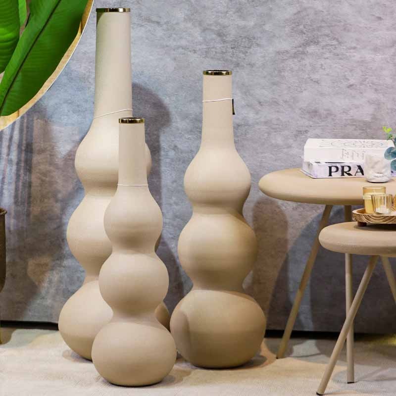 فازة نحاس هندي لون بيج 3 طابات 83سم