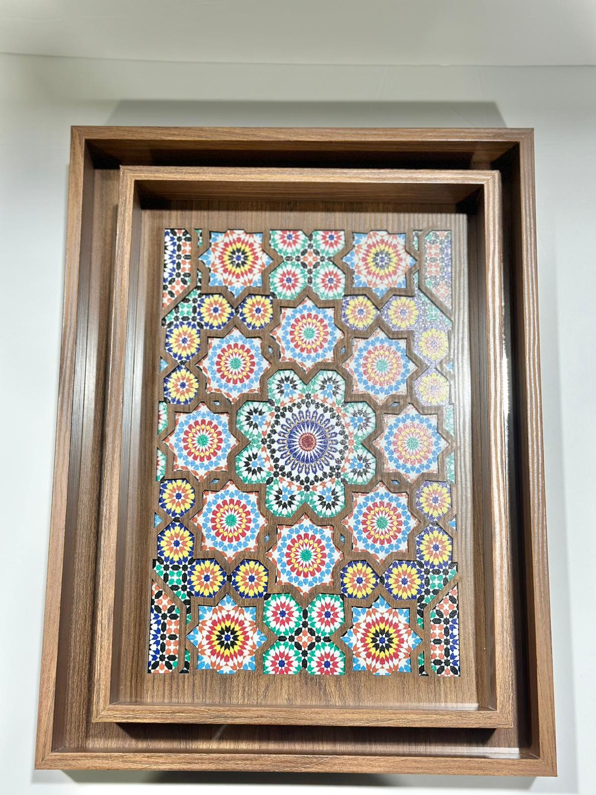 סט מגשי עץ עם ידיות עיצוב אנדלוסי