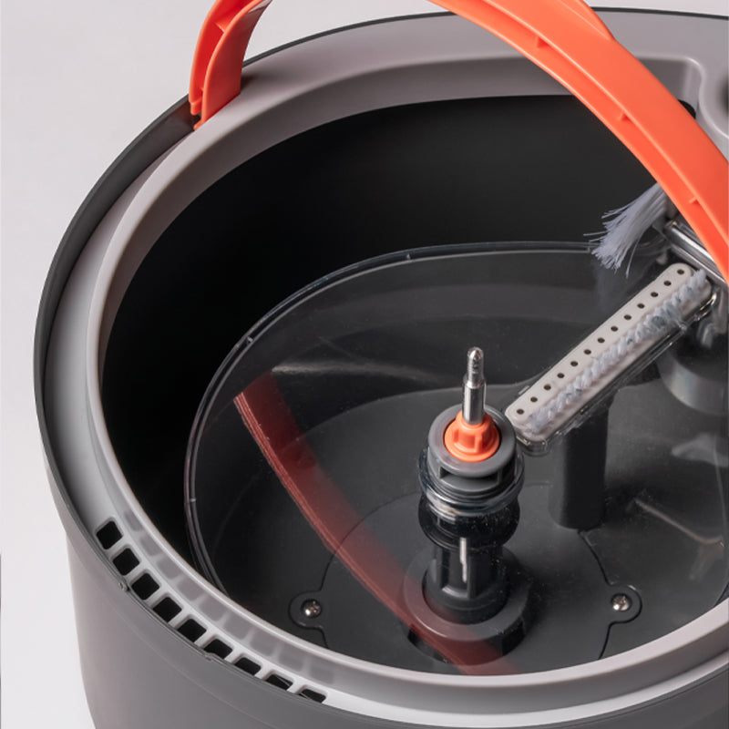 طقم ممسحة دوّارة مثلثة مع نظام فصل المياه النقية عن المتسخة