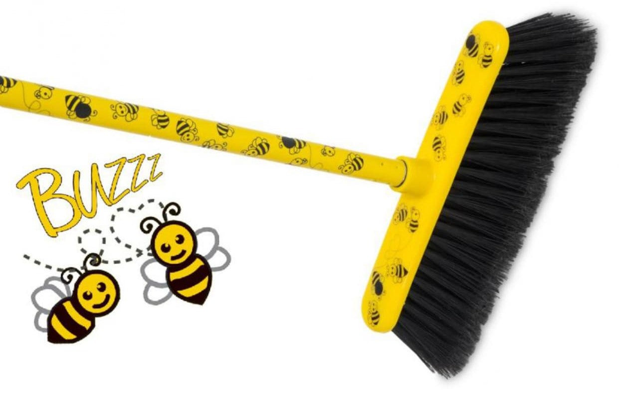 مكنسة إيطالية مع عصا صفراء BUZZ