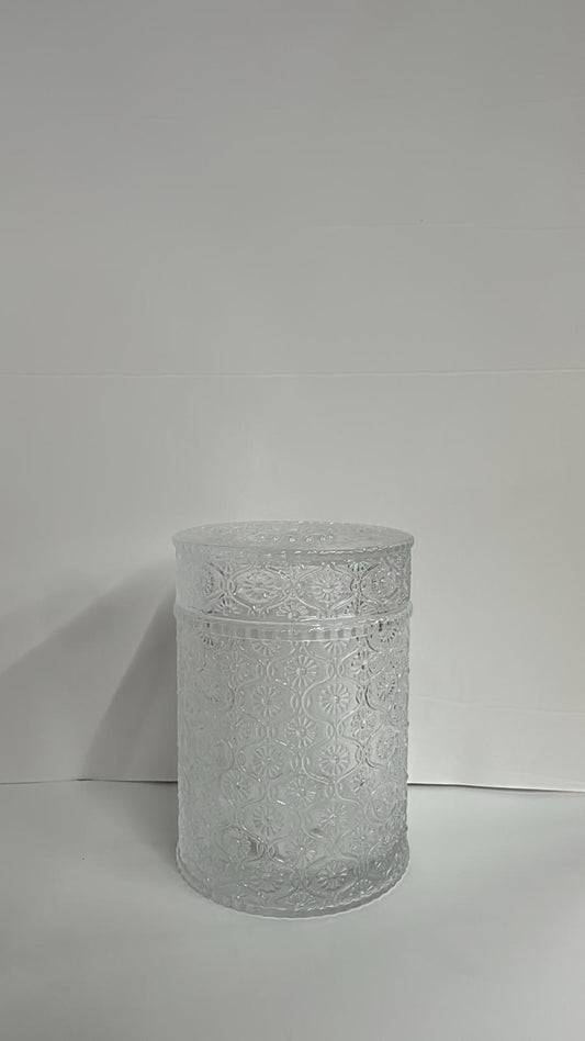 علبة حلويات زجاجية مزخرفة