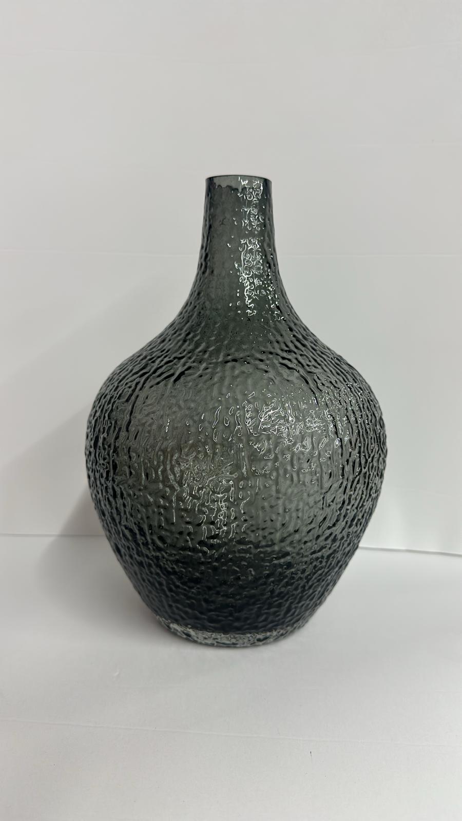 مزهرية حجم وسط 17*26 سم